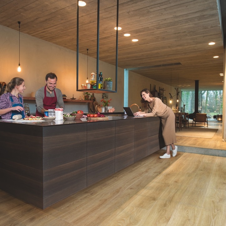 Ламінат Quick-Step MAJESTIC MJ3546 Woodland Oak natural