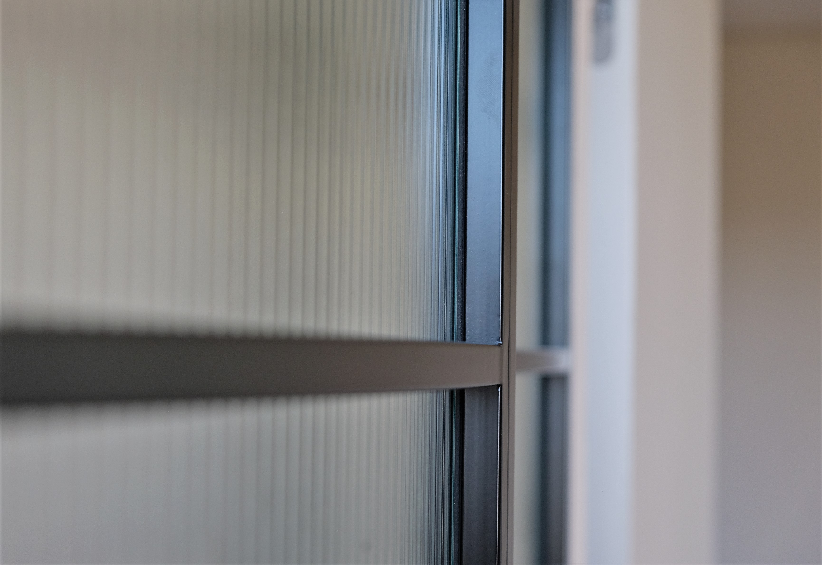 Міжкімнатна перегородка Svarg з двома дверцятами alt 6